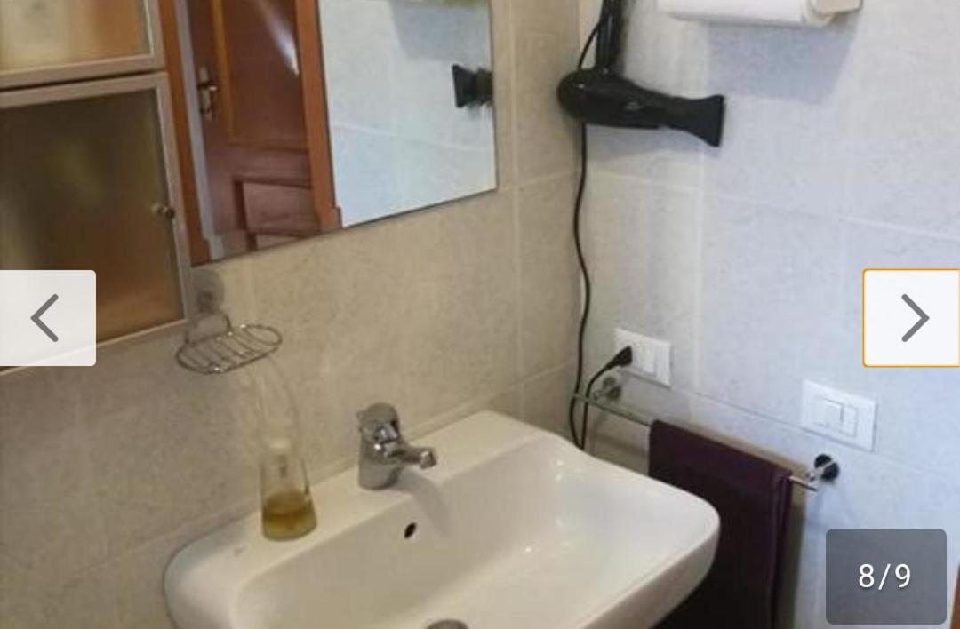 Roma Metro Jonio Double Room With Bathroom Rum bild